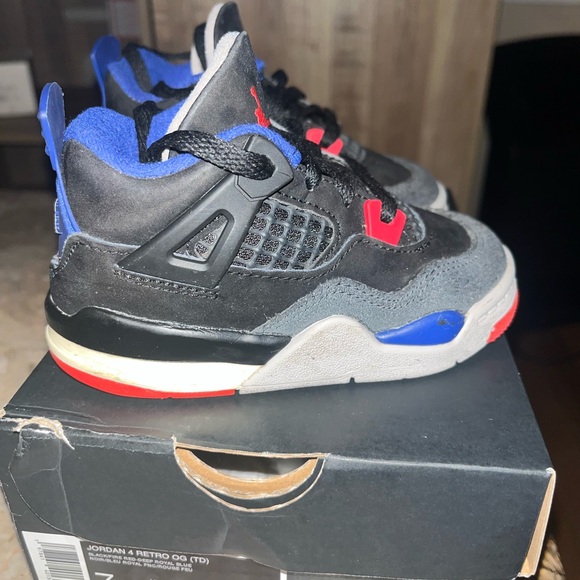 RARE* JORDAN RETRO SIZE:7C - Picture 3 of 5